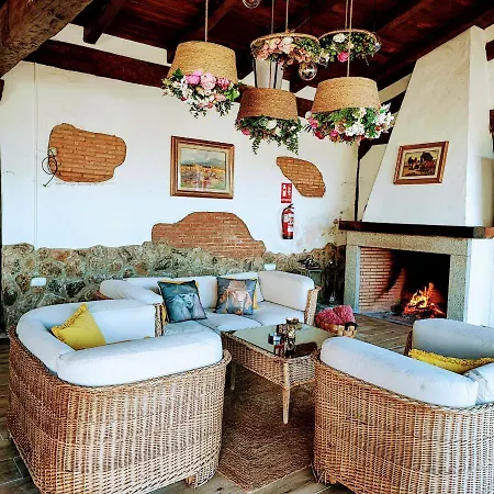 펜션 El Canto Del Agua 말파르티다데플라센시아